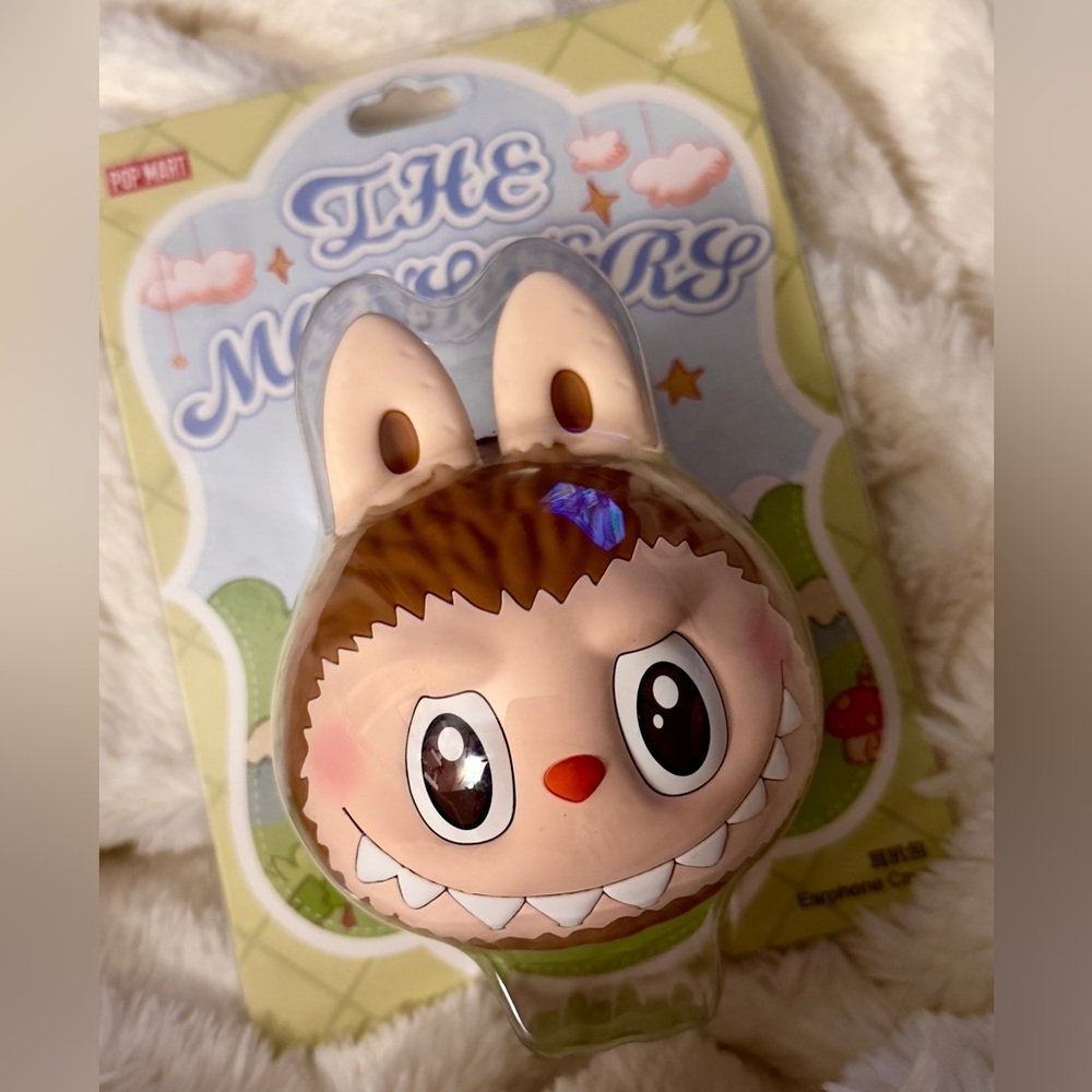 THE MONSTERS Forest Fairy Tale
Series - Earphone Case
